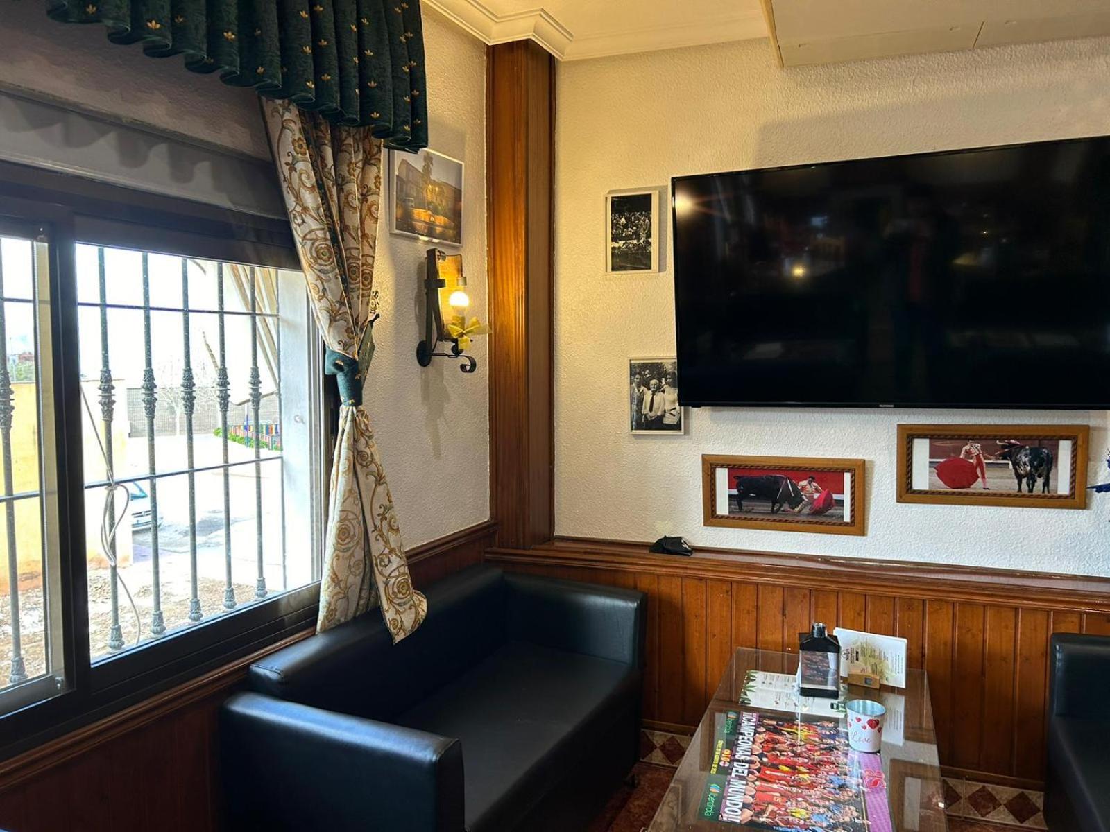 Hostal Restaurante La Noria Arquillos Εξωτερικό φωτογραφία